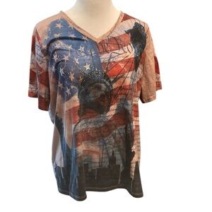 Avenue Patriotic Statue of Liberty T-shirt